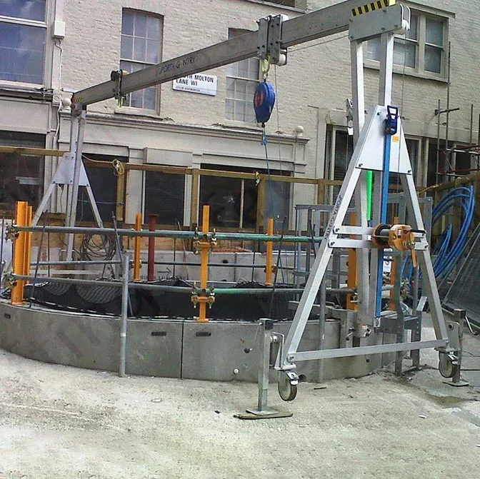 Lightweight helicopter aviation aircraft airplane airport maintenance aluminum gantry Crane for sale