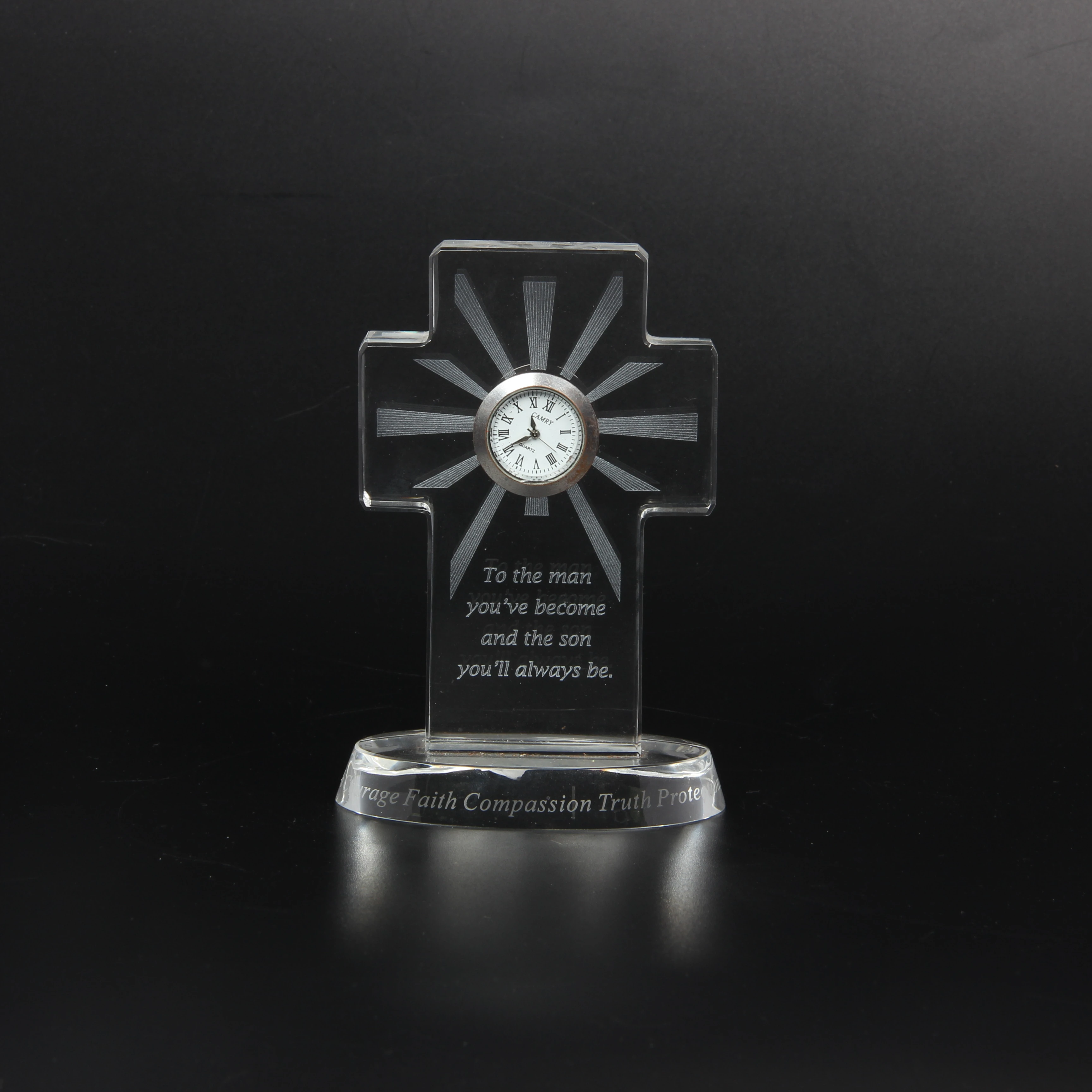 Professional Manufacturer Polished Crystal Glass Trophy Crucifix Crystal Custom Trophy With Clock