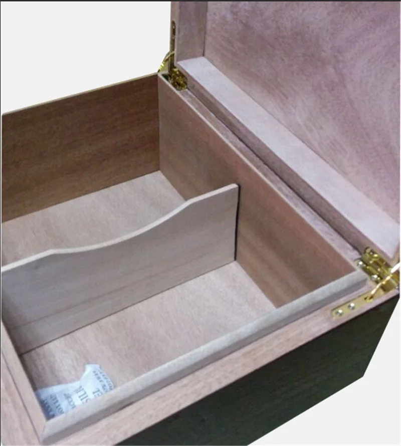 Wholesale Classic Solid Wood Cigar Humidor For Cigars