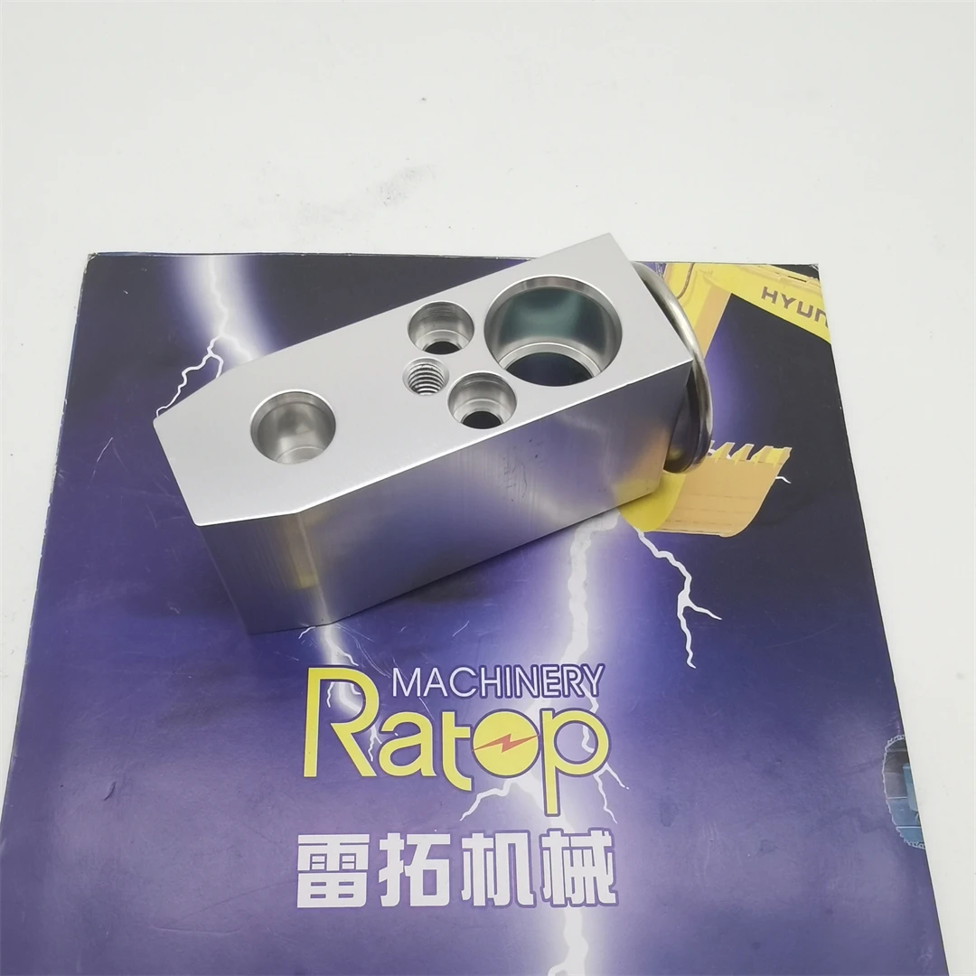 Valve YN20M00107S021 for SK250-8 SK330-8 Excavator Parts Expansion Valve