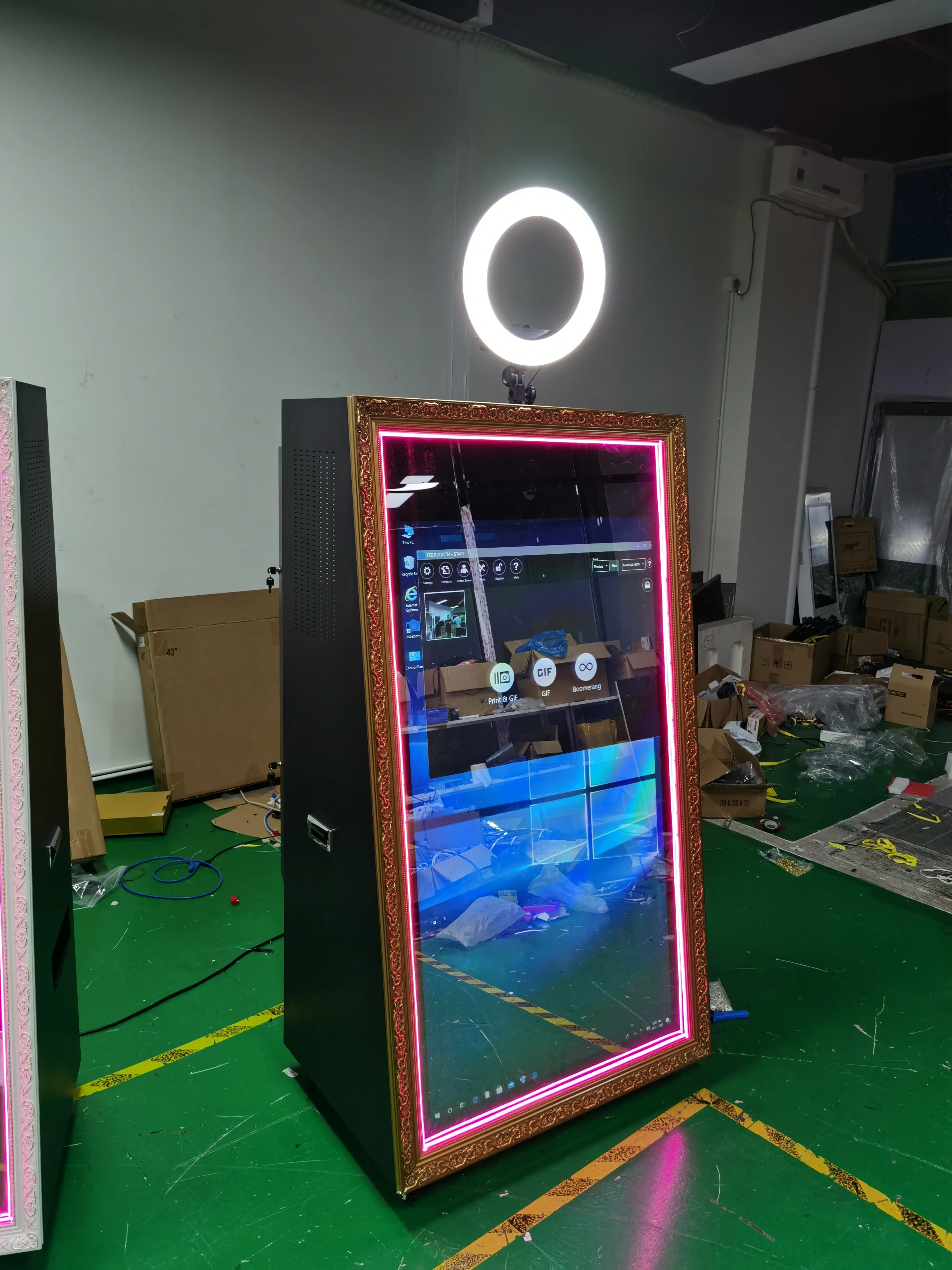 Very Gorgeous  Mirrorbooth 65inch Magic  Mirror Photobooth System
