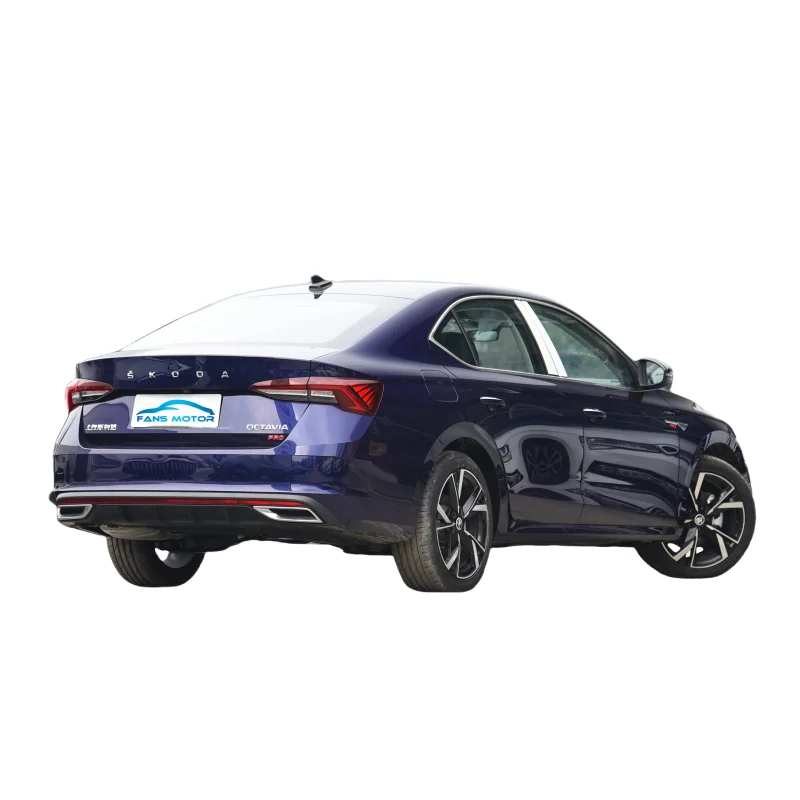 2024 2025 Blue Color 200km/h 5 Door 5 Seat Hatchback Luxury Edition Skoda Octavia China Car
