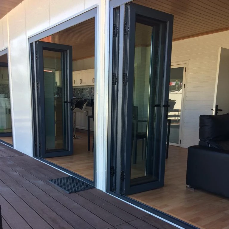 QSH 40ft container luxury 2bedroom or 3bedroom smart sip panel Spain bauhaus 4 bedroom villa 2 story  prefabricated houses Guyan