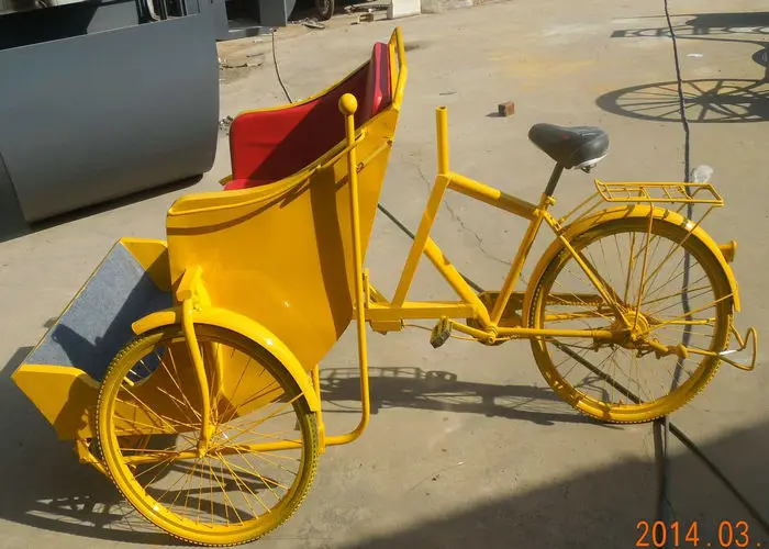 Human Power Rickshaw Tricycle Rear Driving For Hotel Show Carriage