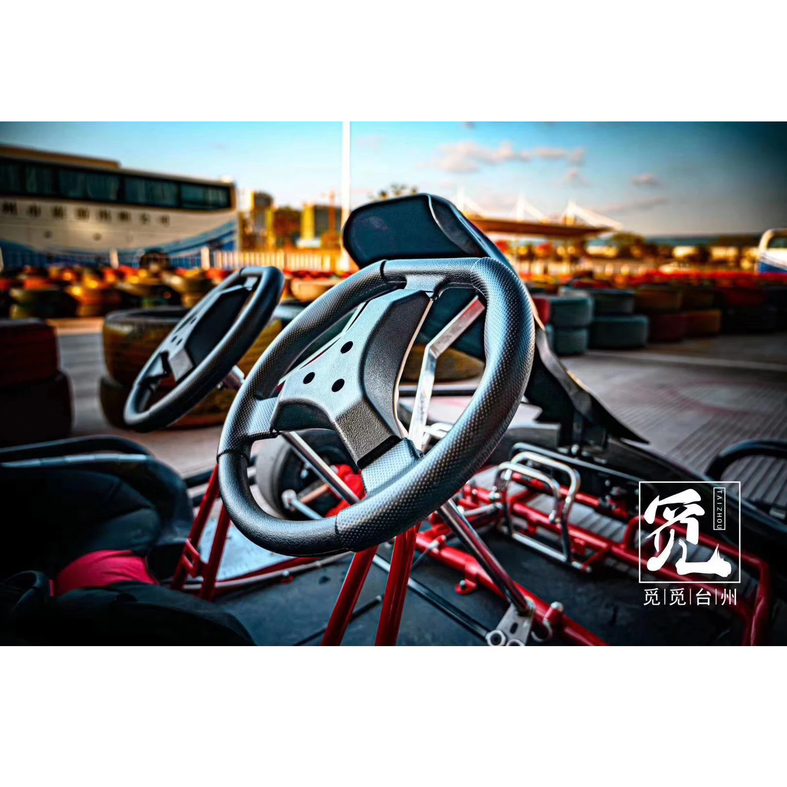 2017 new hot 200cc 4 wheel cheap 2 seat gas powered adult racing pedal go kart for lovers,parents with CE certificate