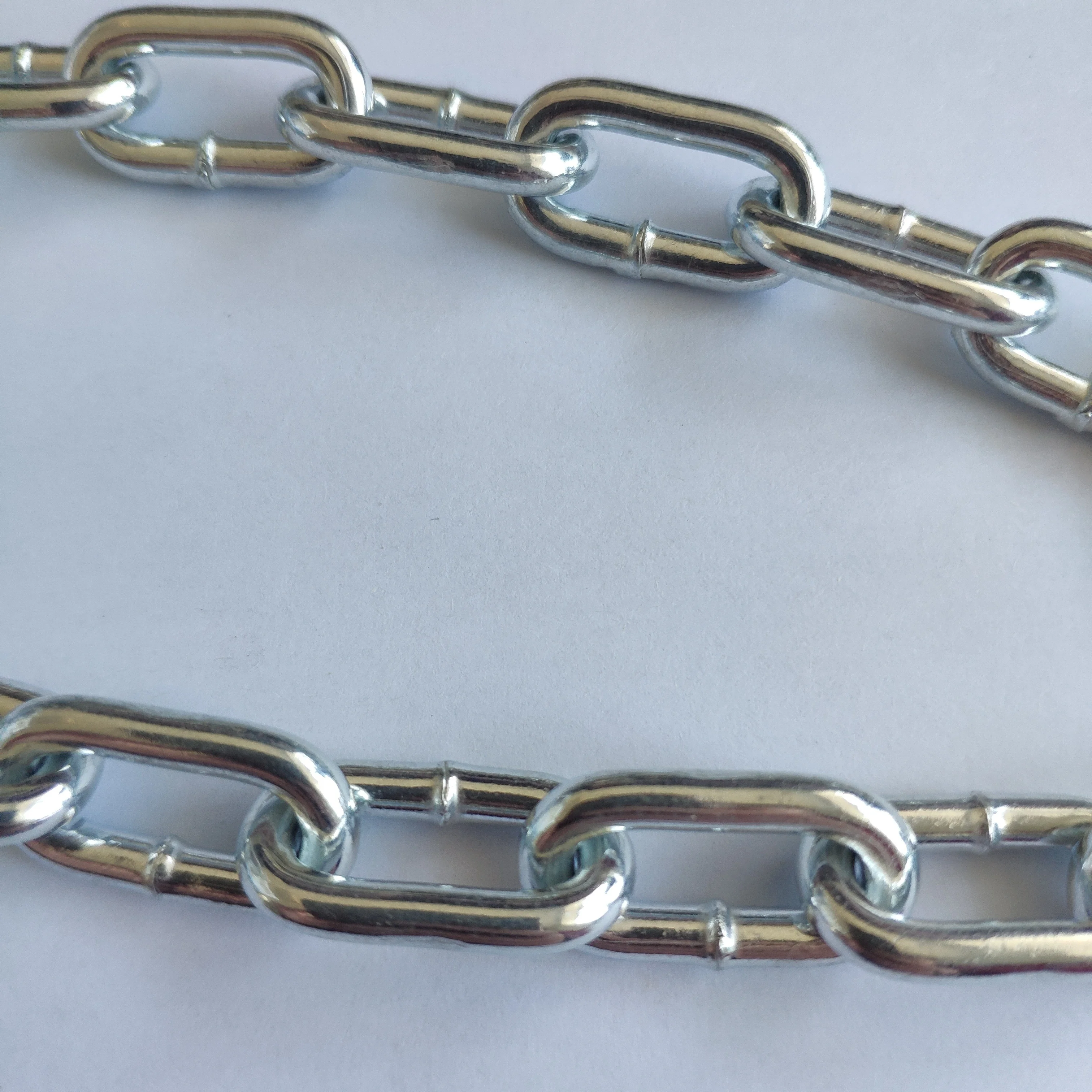 Mild Steel Chain Galvanized Medium Link Chain GI G30 Link Chain