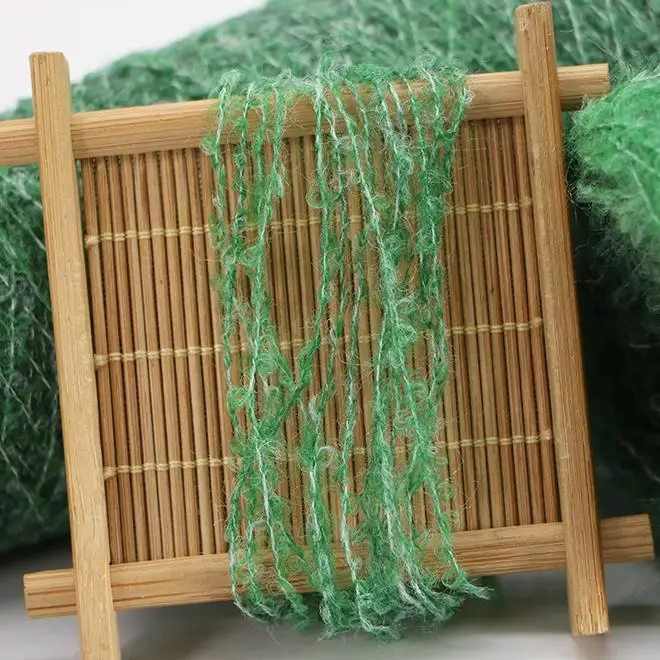 Xinglin Factory wholesale 7NM gradient loopb Yarn 59% acrylic 33% nylon 8% wool Fancy Yarn  for A/W sweaters knitting