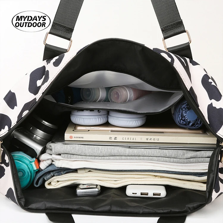 Mydays Outdoor Large Capacity Portable Waterproof Cute Travel Gym Bag Cow Print Duffle Tote Bag with Dry and Wet Separation