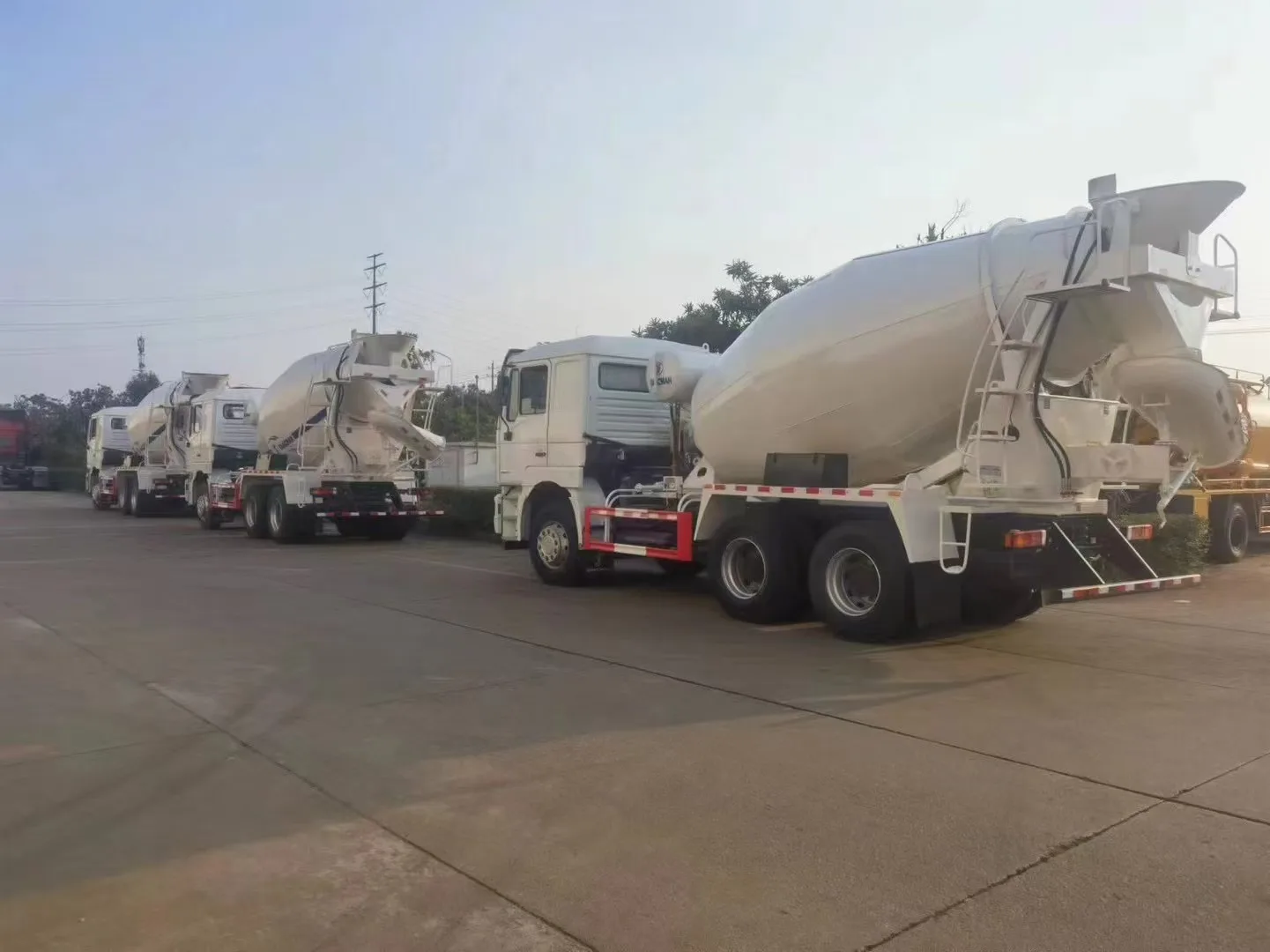 Shacman Concrete Mixer Truck 6X4 12cbm Concrete Mixer Truck transit mixer
