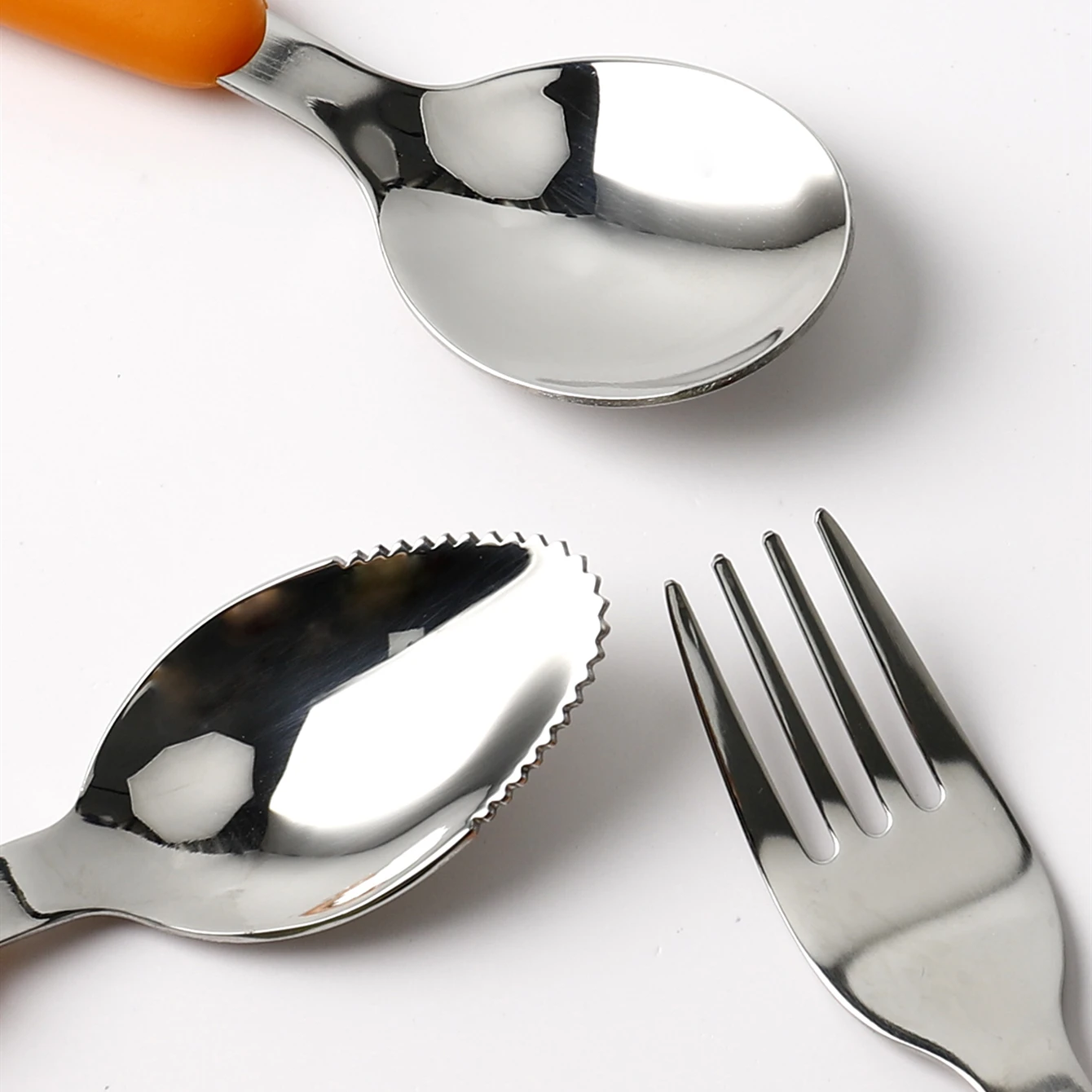 Kitchen tableware cute cartoon radish shape 3pcs kids stainless steel spoon and fork set