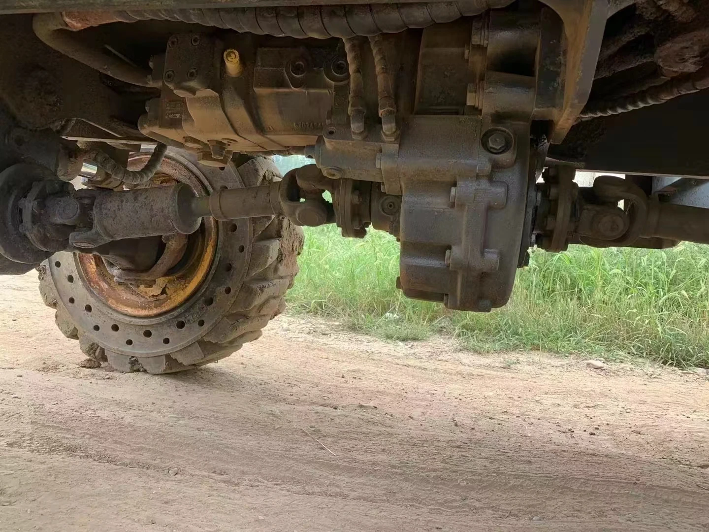 Вторая рука Hyundai wheel Korea экскаватор 60 мини-экскаватор используется R60W-7 R60W R60W-9 для продажи