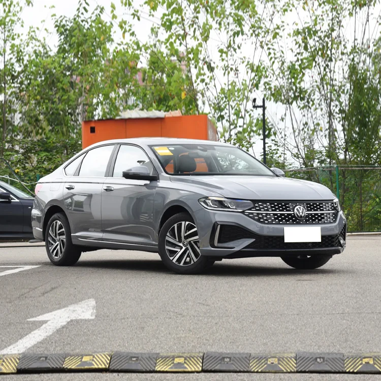 2024 High Speed Vw Lavida Naturally Aspirated Engine 1.5l Automatic Version Car New Gasoline 4-Door 5-Seater Sedan Petrol Cars