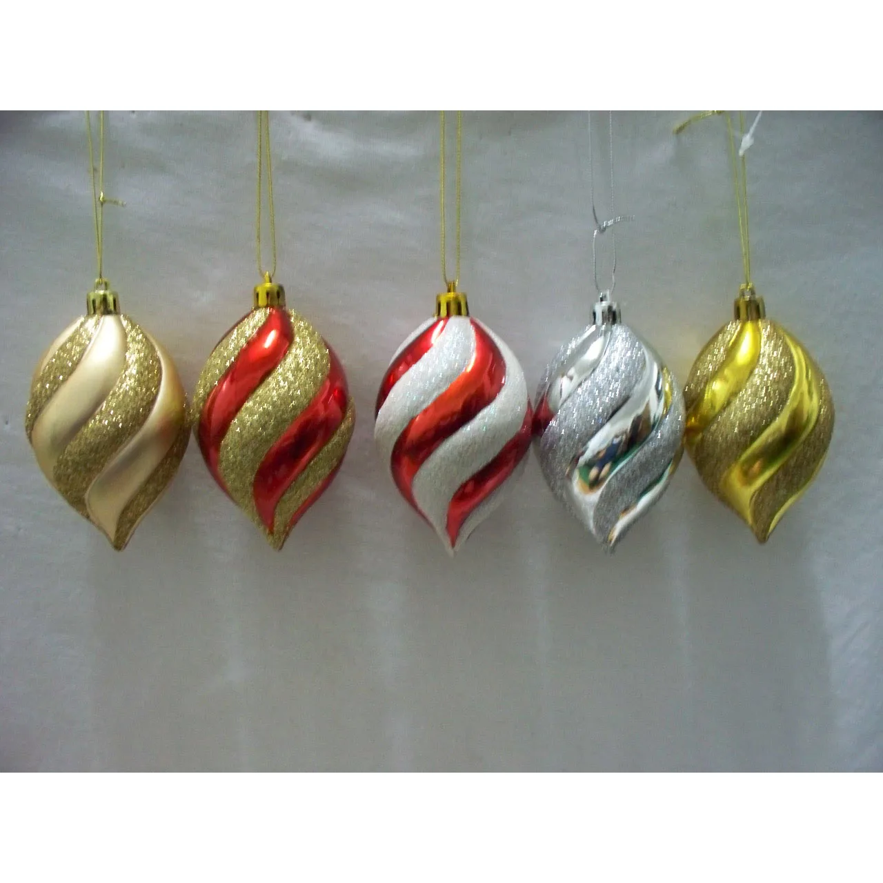 Custom 80mm 100mm Glitter Plastic Shatterproof Ball For Christmas Tree Decorations Bulk Christmas Ball New Year Balls