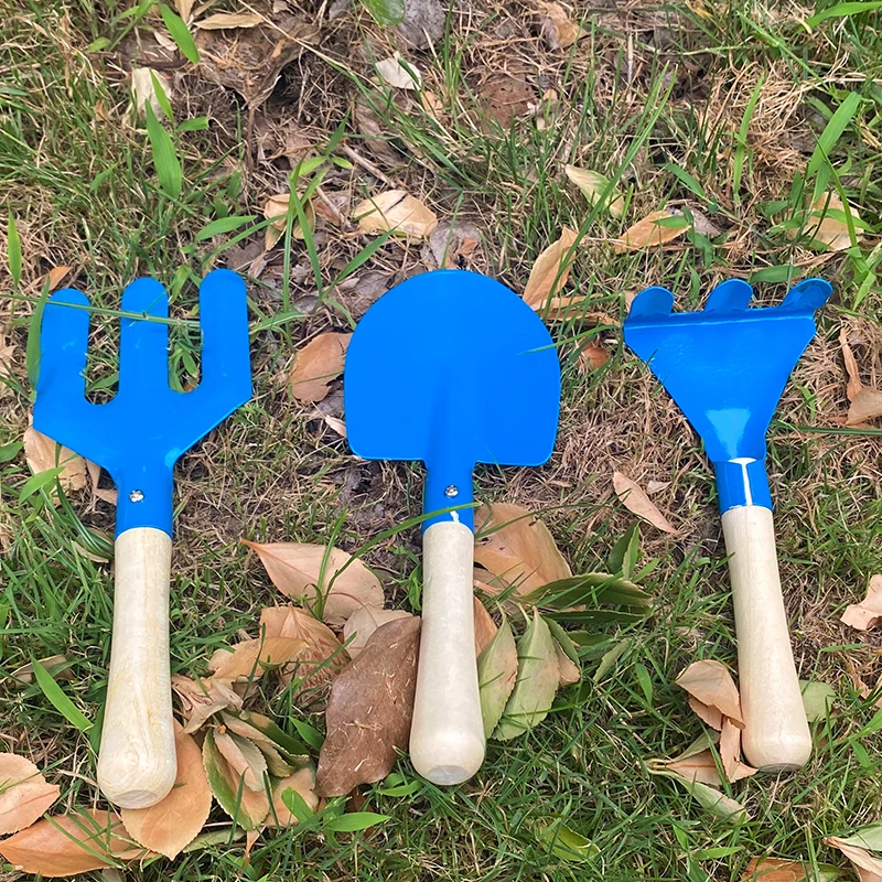 Home Gardening Mini Wooden Handle Carton Steel Kids Set Children Gardening Tools Set With Bag Beach Toys Rake Shovel Trowel Fork