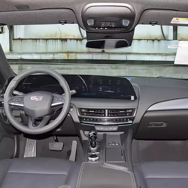Cadillac CT5 Платиновый газовый автомобиль из Китая экономичный и продаваемый удобный