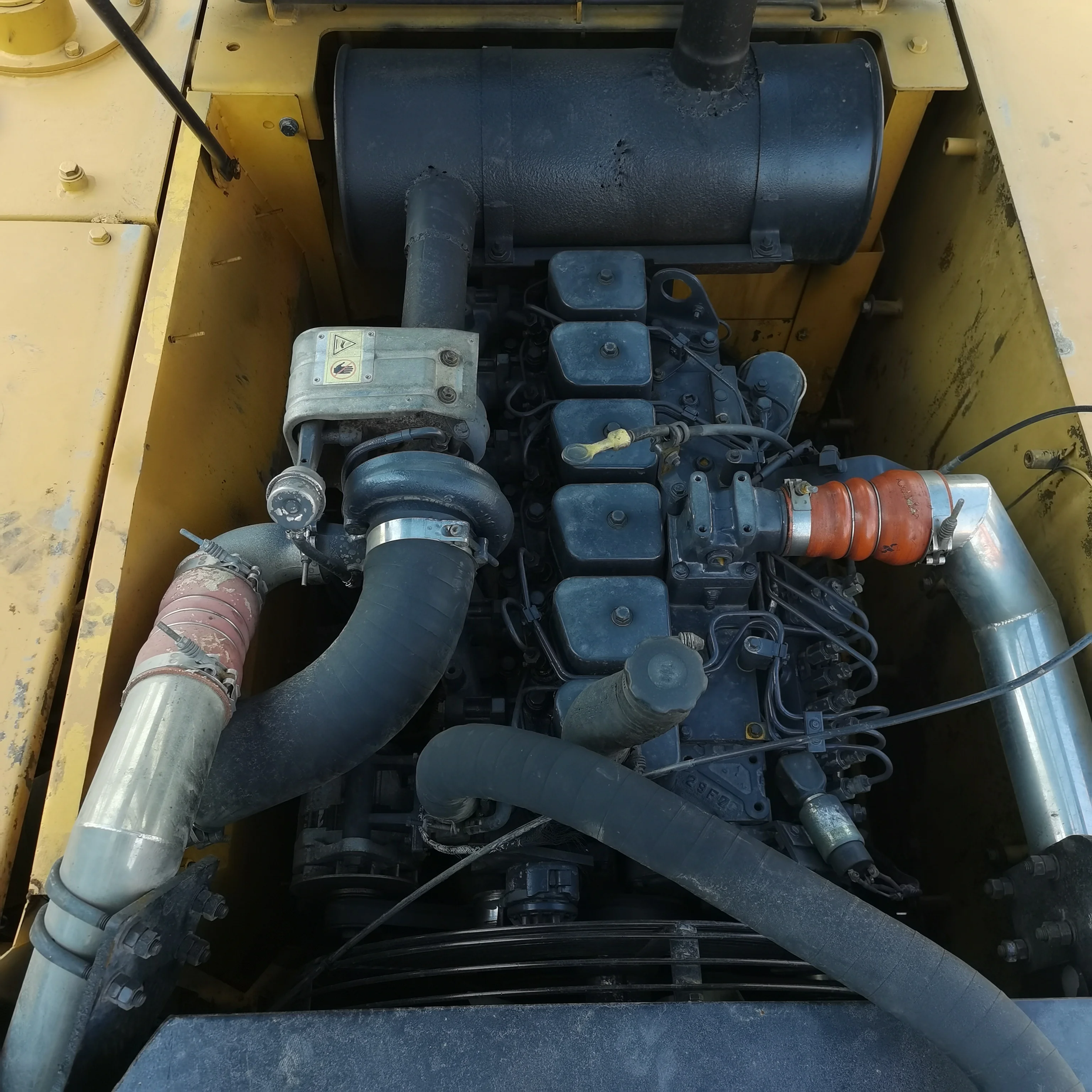 best price used 20ton hyundai wheel excavator R210w-7 in excellent working condition