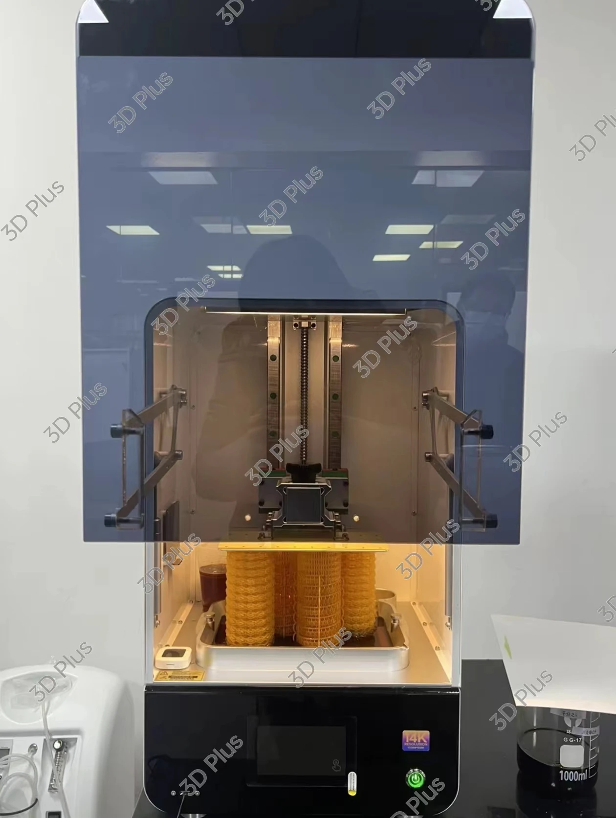 Smarter and Easier High Resolutuion Desktop 14K LCD Auto Liquid Addition 3D Printer