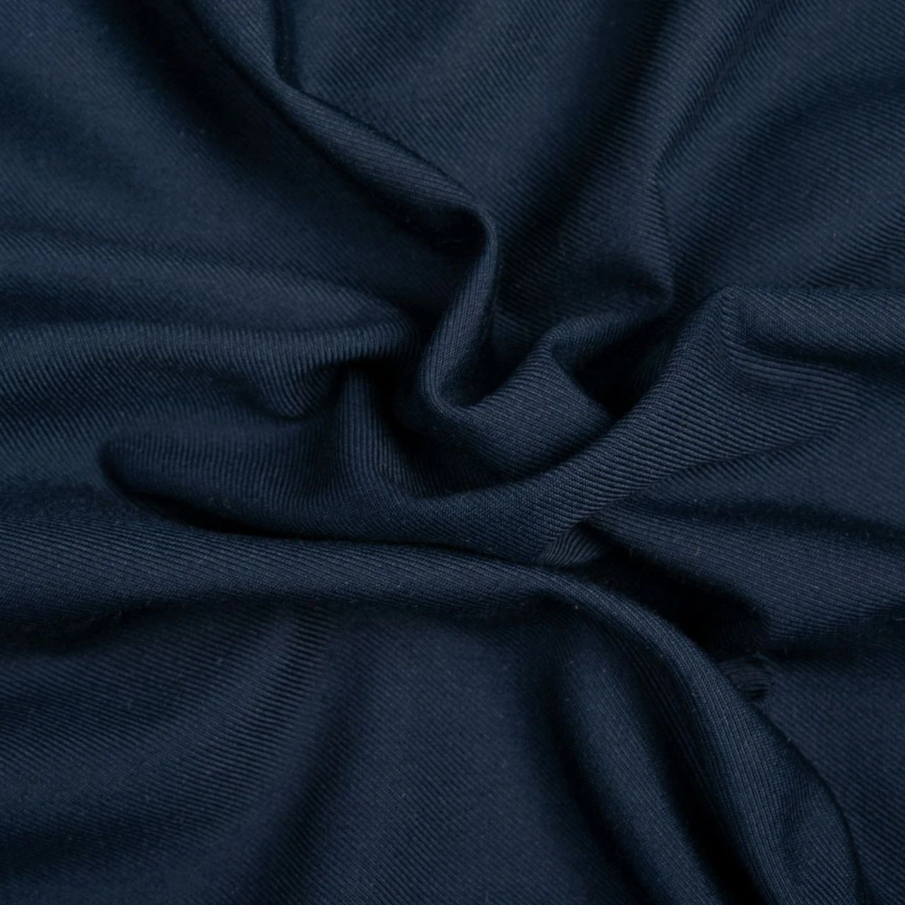 18306174818_1442546018