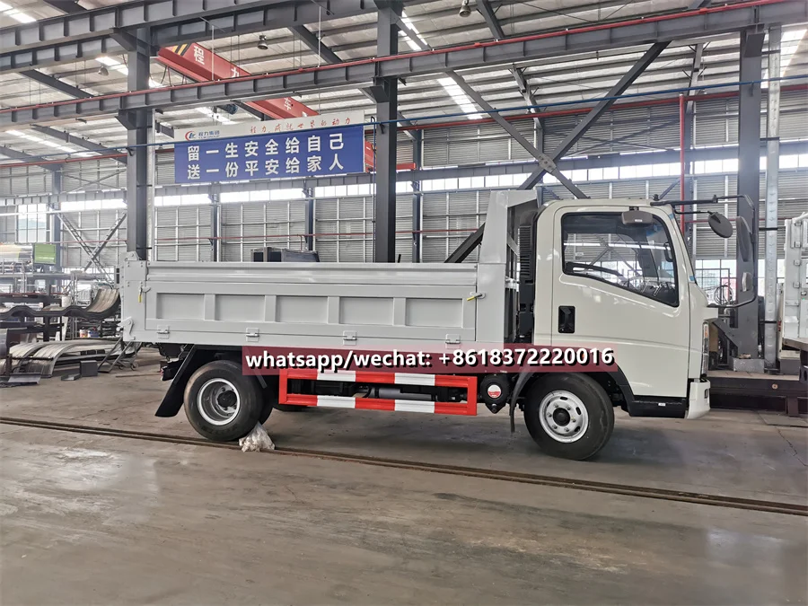 Мини-самосвал Sinotruk HOWO 4x4 4wd 5 тонн трехстороннего разгрузочного самосвала для продажи