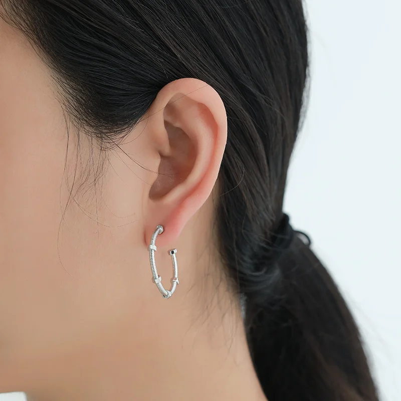 
unique round screw spike stud earrings in copper material Jewelry gold And silvery wholesale statement earrings 