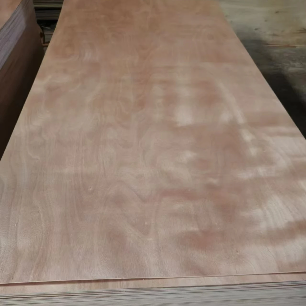 4x8 natural wood  laminated commercial multi layers board okoume plywood