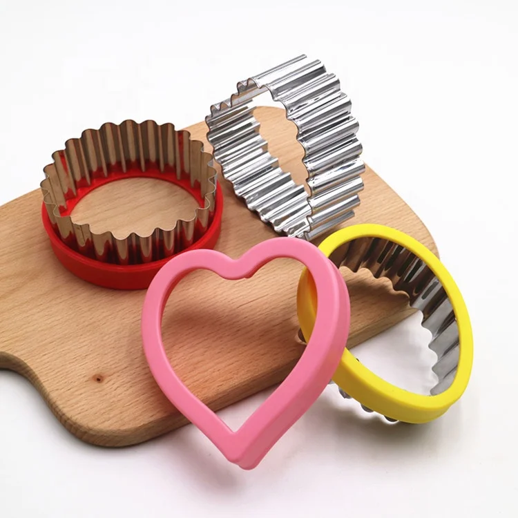 
Metal sandwich cutter for kids stainless steel bread cutter cookie cake mold heart star round shapes 