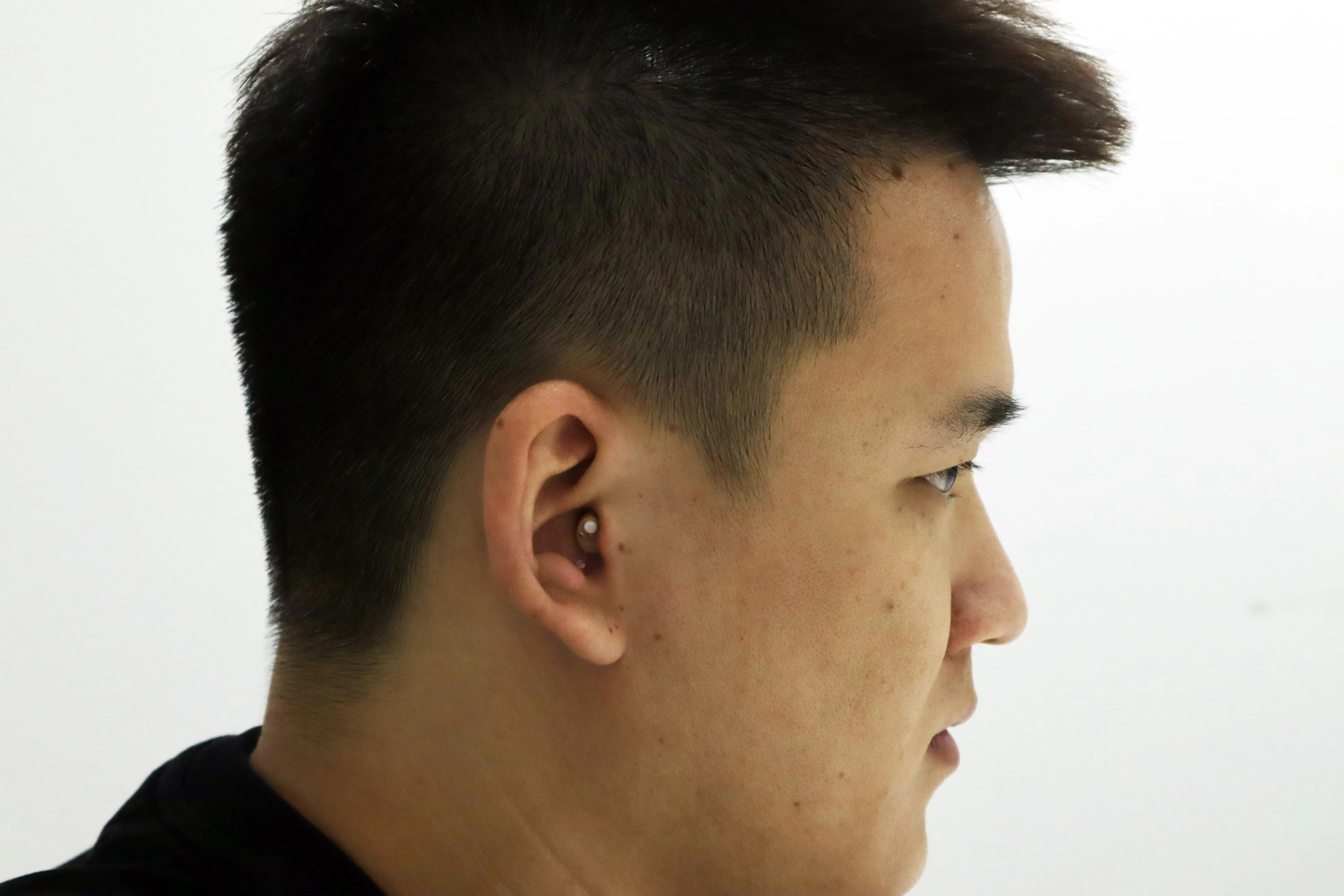 China manufacturer best selling OEM digital noise cancelling Hearing Aid 16 Channel Hearing Aids Full Frequency