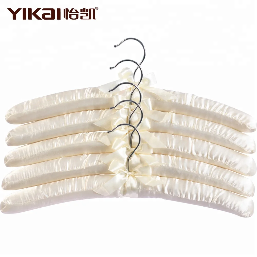 Wedding Theme Cotton and Linen Padded Coat Hanger for Wedding Dress Hangers with Garland