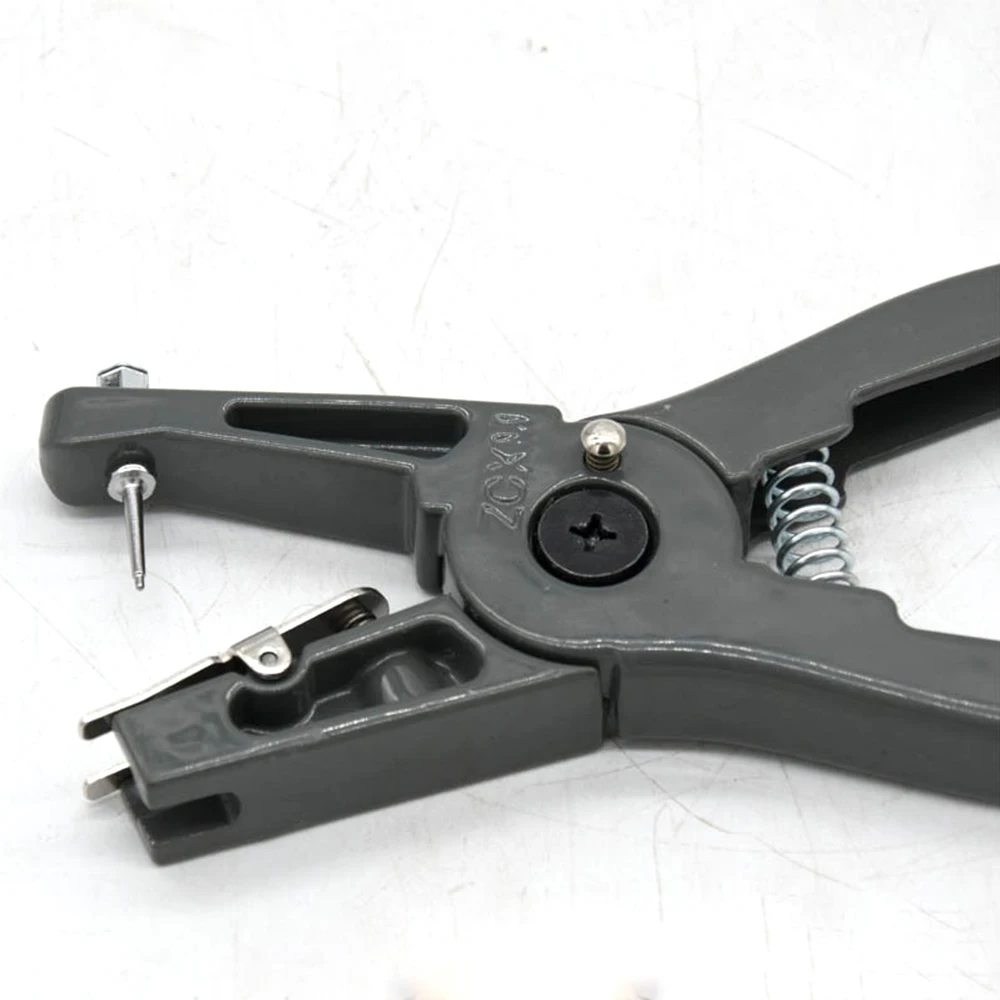 GESHIFENG Farm Live Stock One-piece Sheep Ear Tag Pliers Goat Eartag Plier