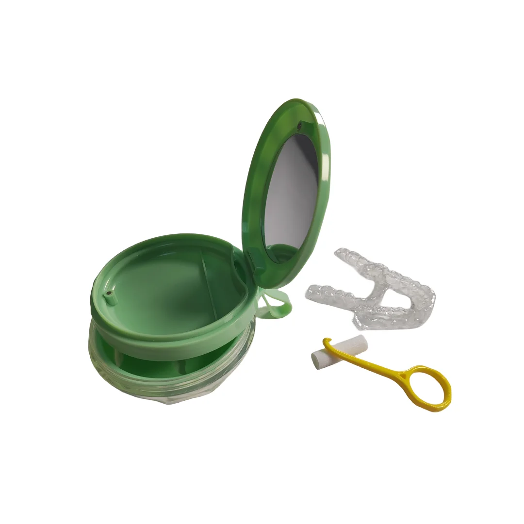Custom Logo Invisible Round Plastic Magnetic Orthodontic Aligner Denture Storage Retainer Case with Silicone