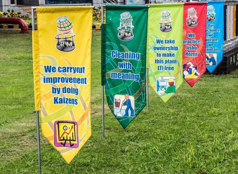 Customized logo and country flag printed elastic car hood flag