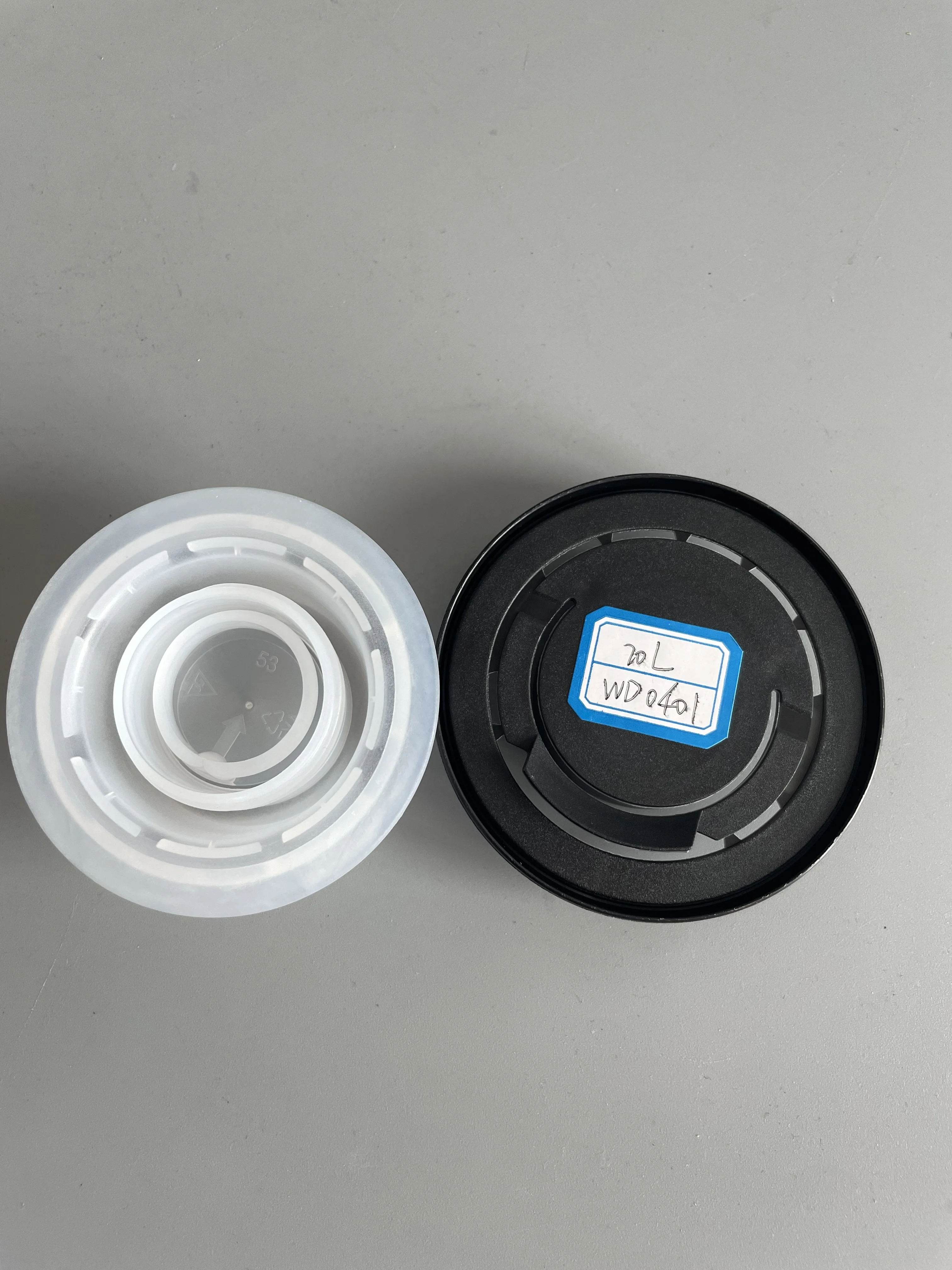 plastic spout cap for 20L engine oil 5 gallon pouring spout dispenser spout