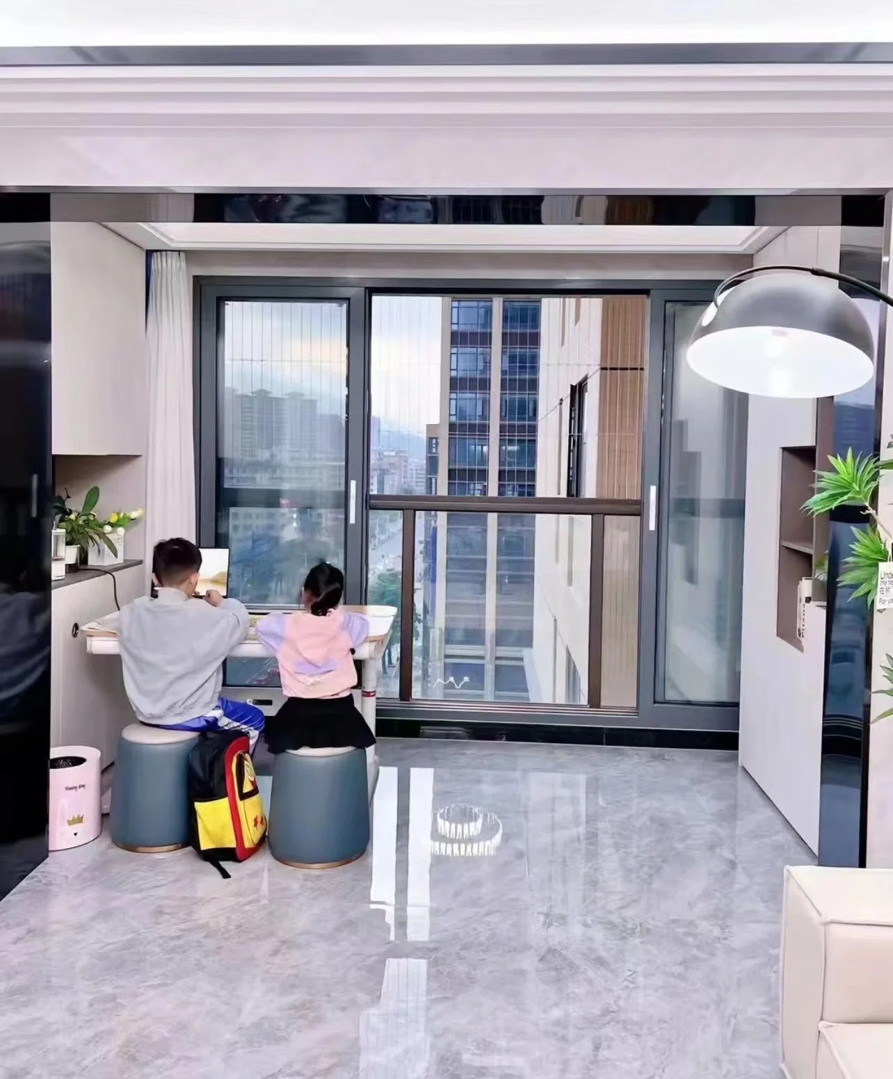 Aluminium Heavy Duty Big Panel Sliding Door Entrance Doors Residential Doors Wooden Grain Glass Graphic Design Stainless Steel