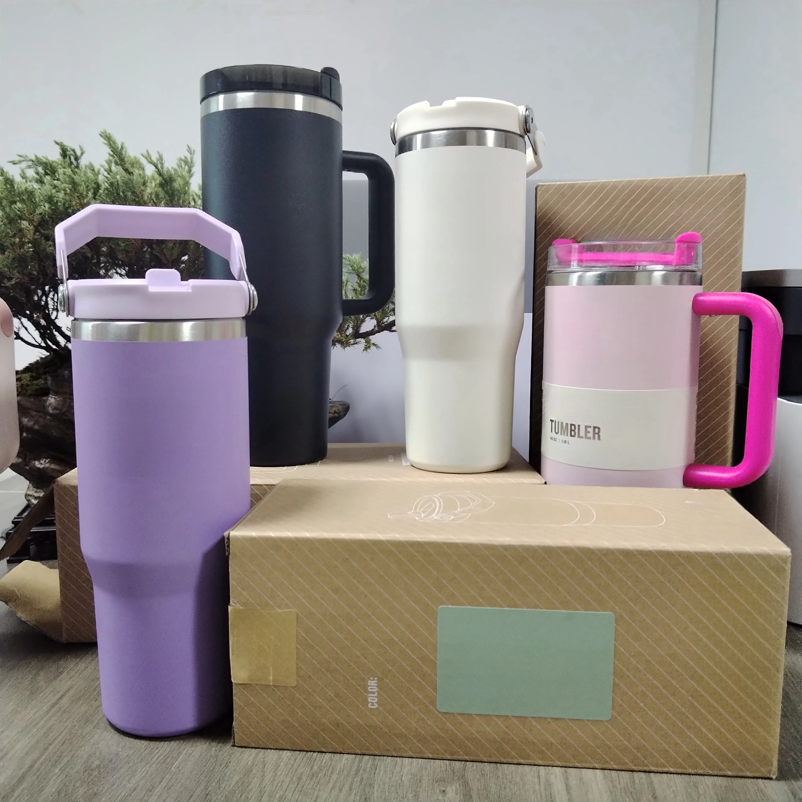 Hot Selling 40oz  Double Wall Stainless Steel Tumbler Cup with Handle Lid Straw Insulated Vacuum Mugs