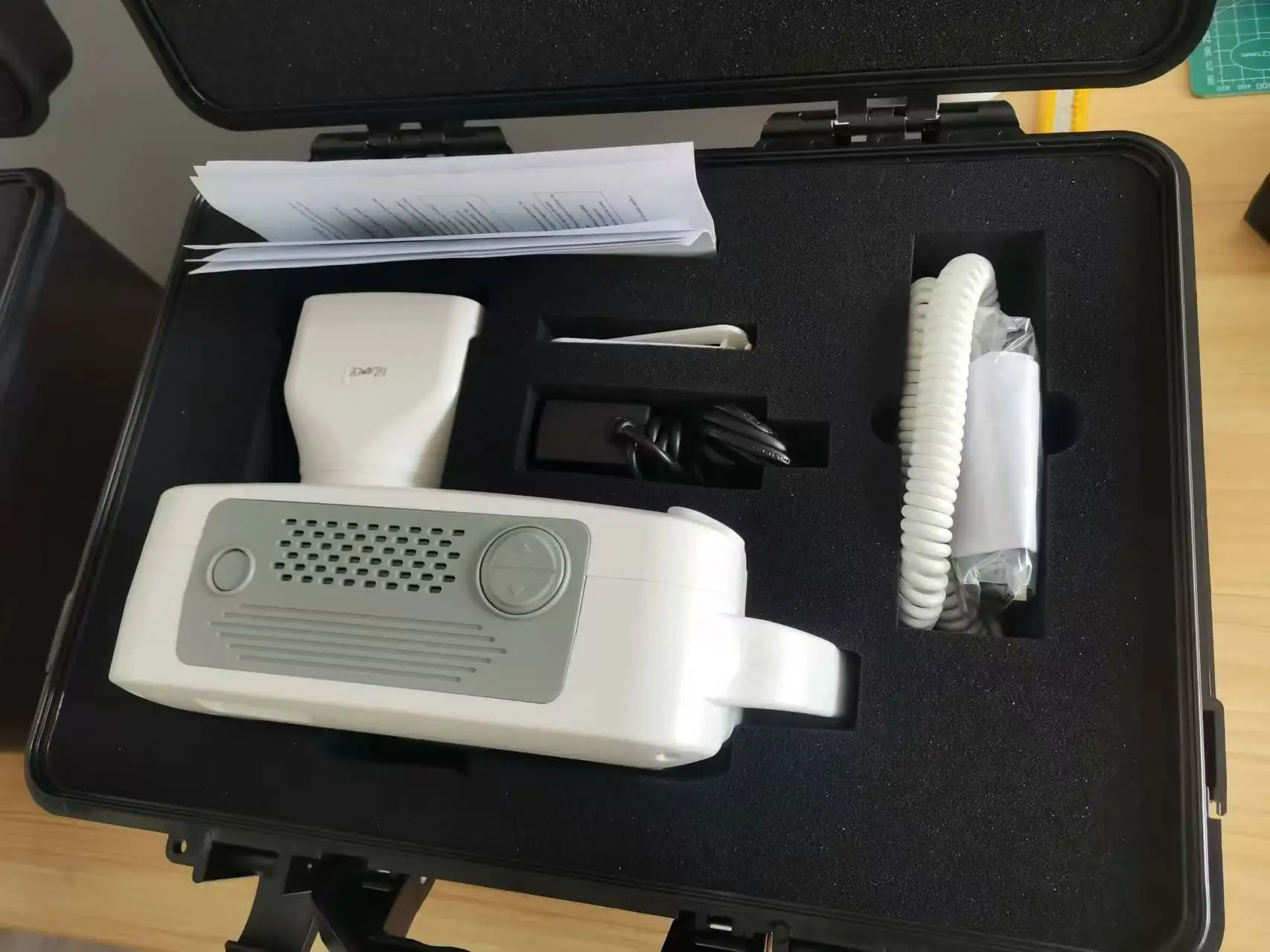 Handheld X-ray Unit Small Digital X Ray Machine all in one DR System With Flat Panel Detector