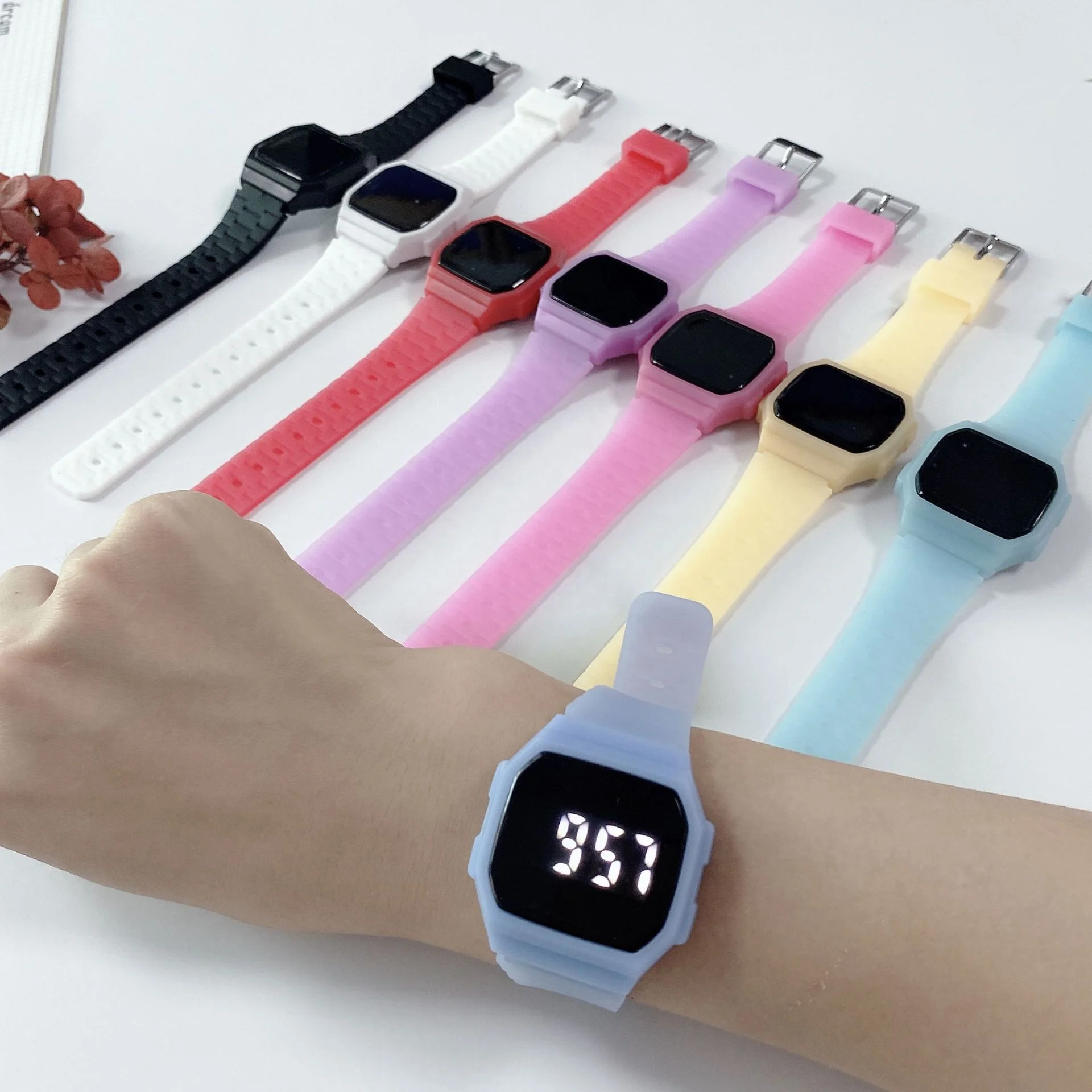 Style Plastic Material Children Wrist Watches Kids White Light Digit Display Touch Led  Kids Digital Watch