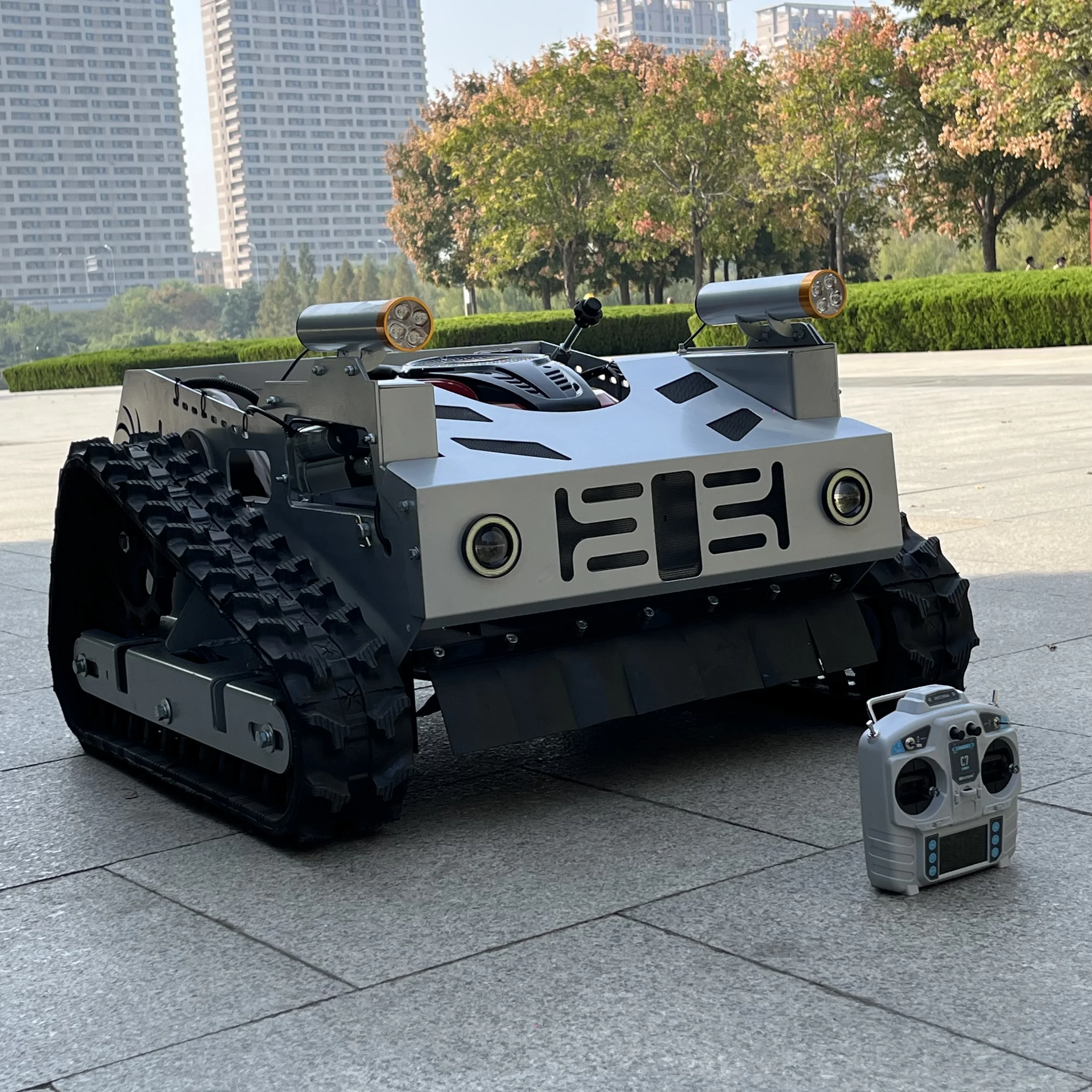 Factory direct sales spot delivery mini intelligent remote control lawn mower 24V four stroke