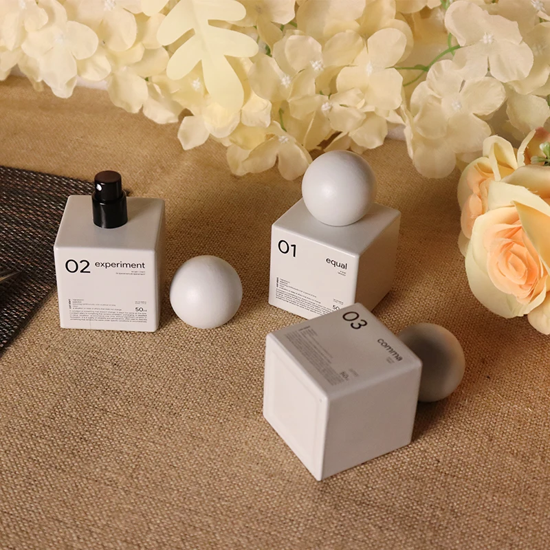 Luxury 30ml 50ml 100ml Clear Frosted Square Botol Parfum Magnetic Cap Empty Spray Glass Perfume Bottle With Crimp Seal Sprayer