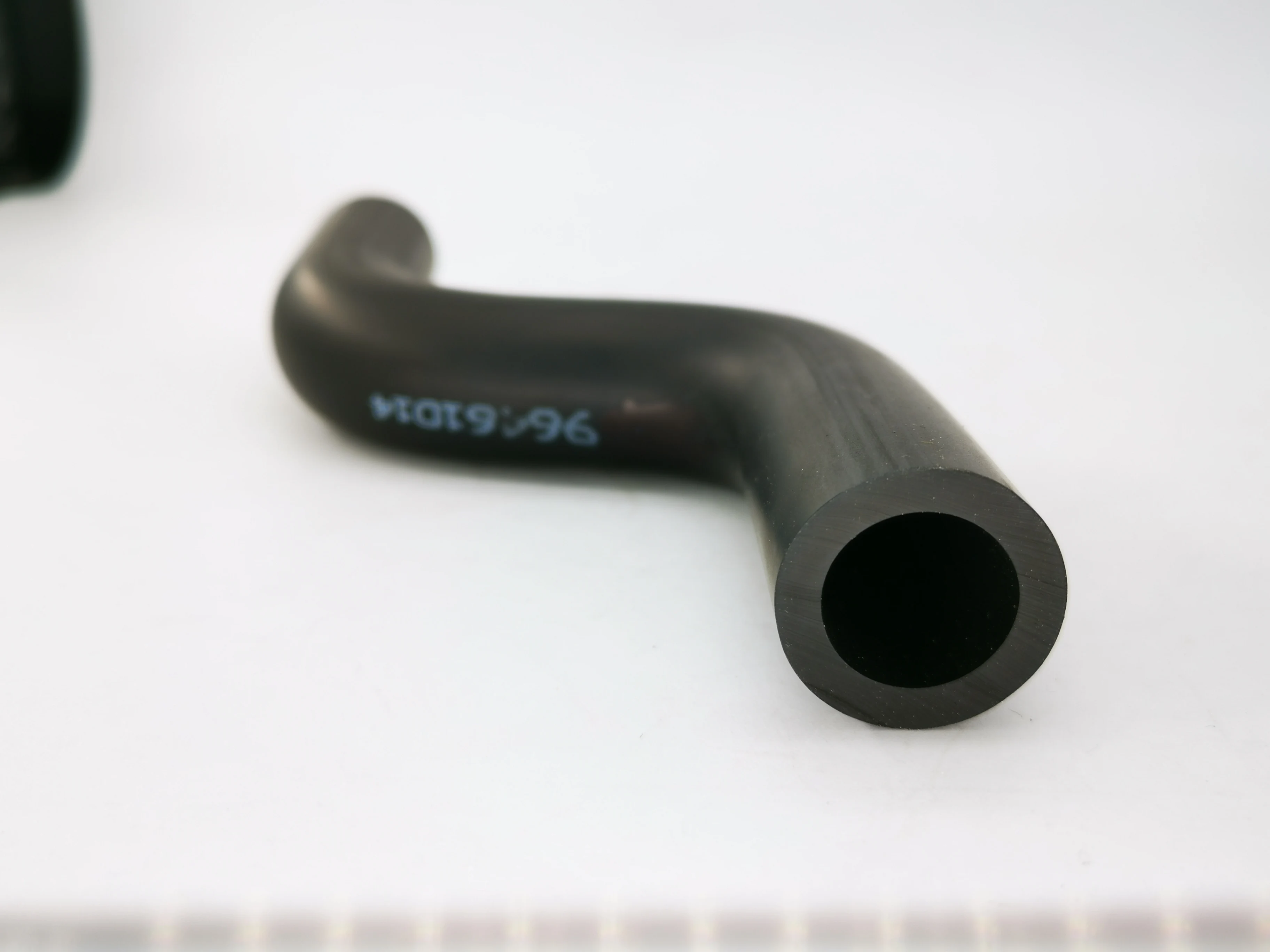 Crankcase Vent Hose Pipe 96461014 For OPEL chevrolet lacetti