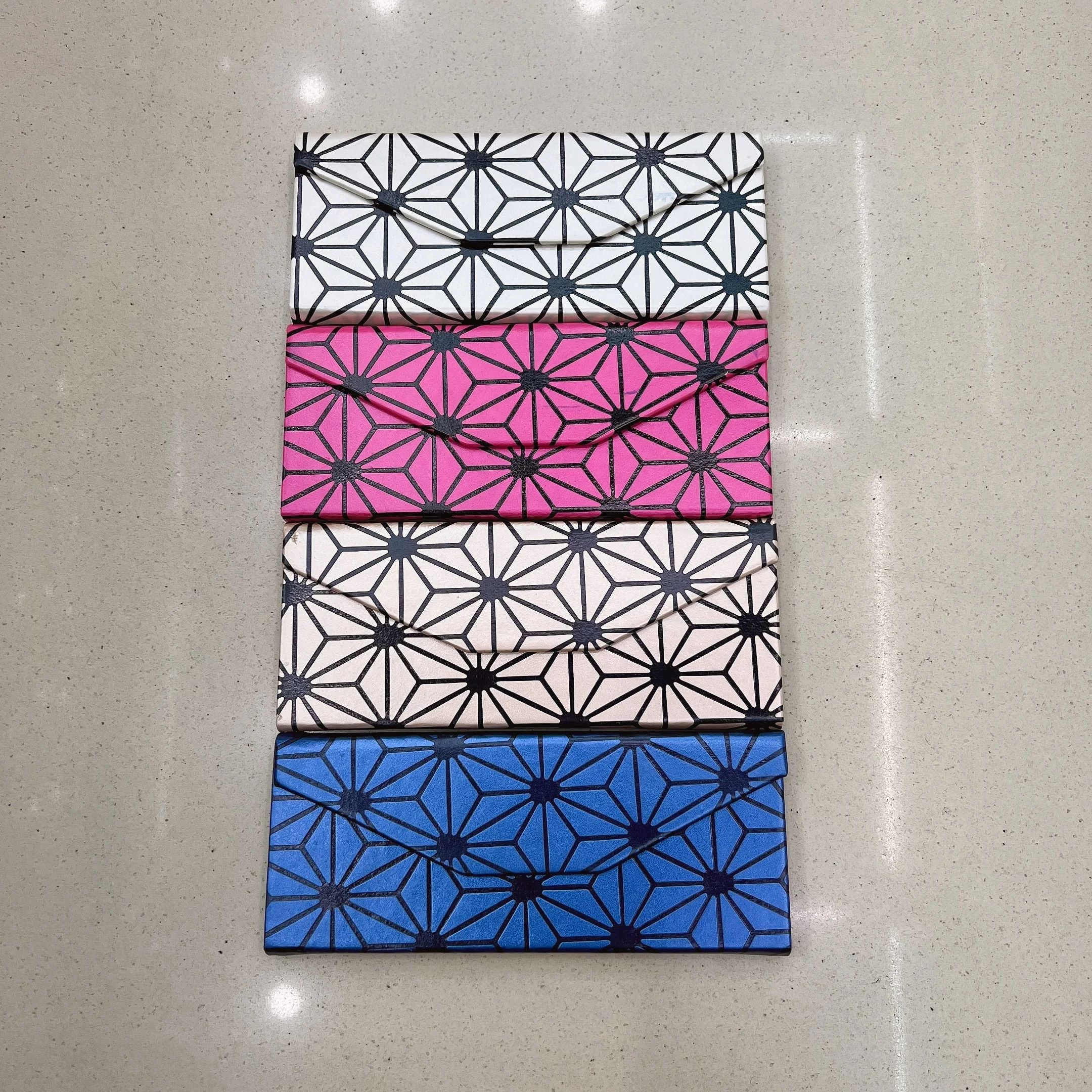 Designer Foldable Web Prismatic Glasses Case Luxury Sunglasses Packaging Box