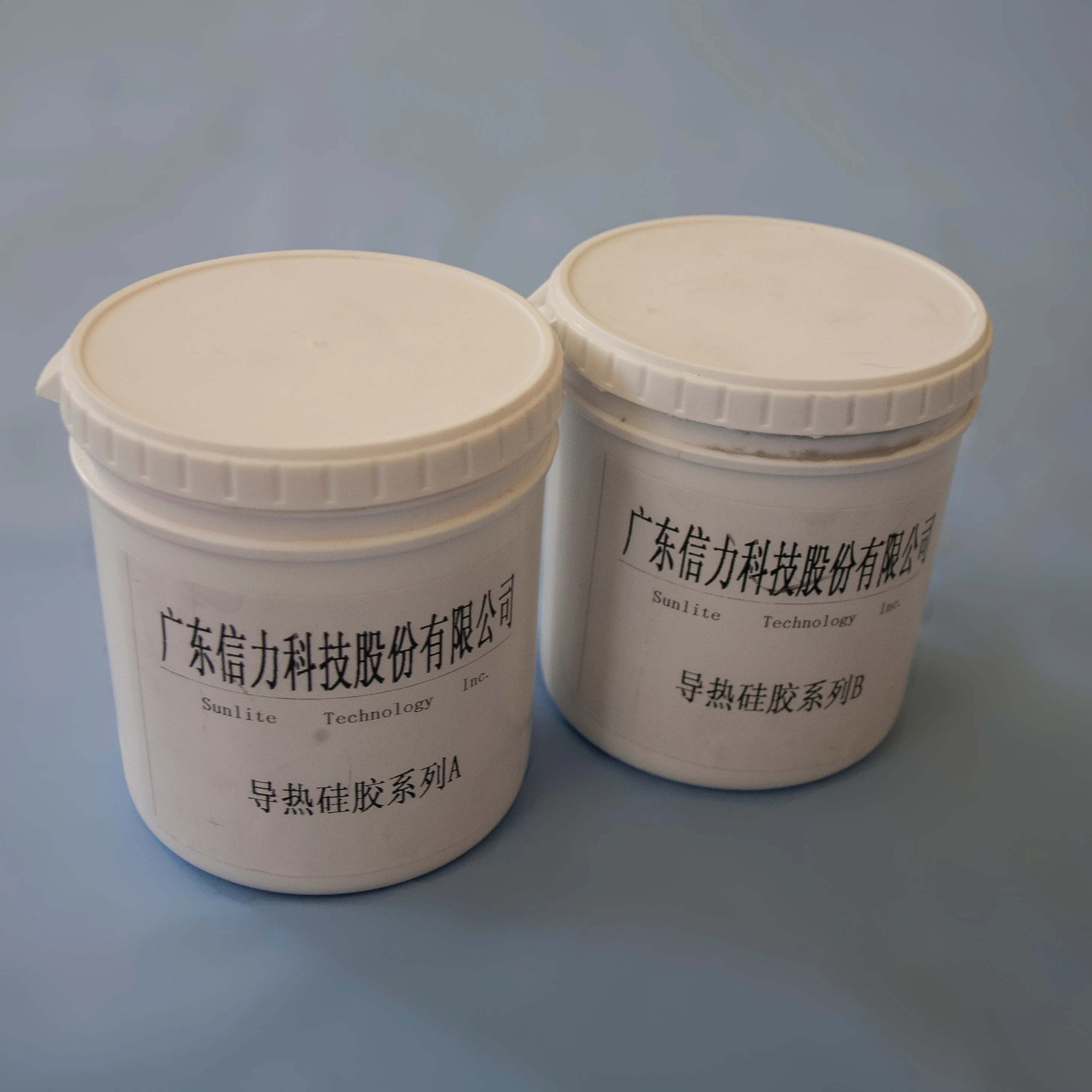 Heat Conduction Liquid Silicone Rubber for Chips