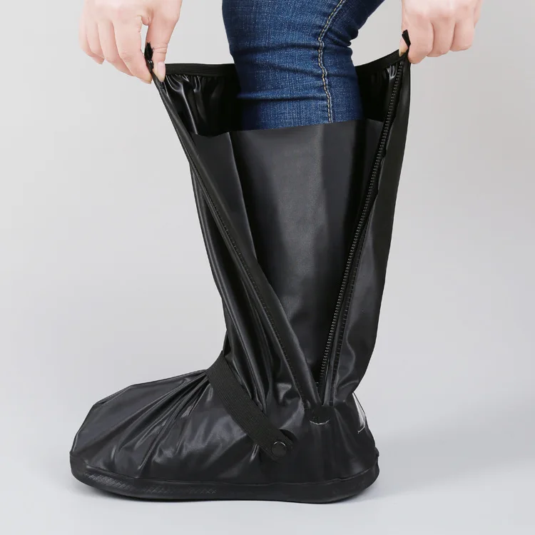 Cool chic black PVC shoe cover reusable waterproof protector rain boots motorcycle rider male shoe cover wholesale