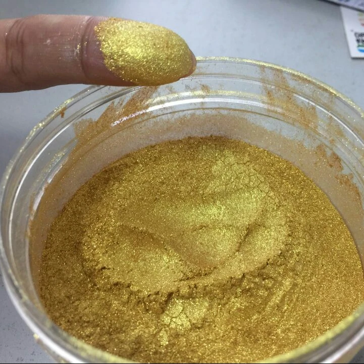 Glitter Pearlescent gold powder paint