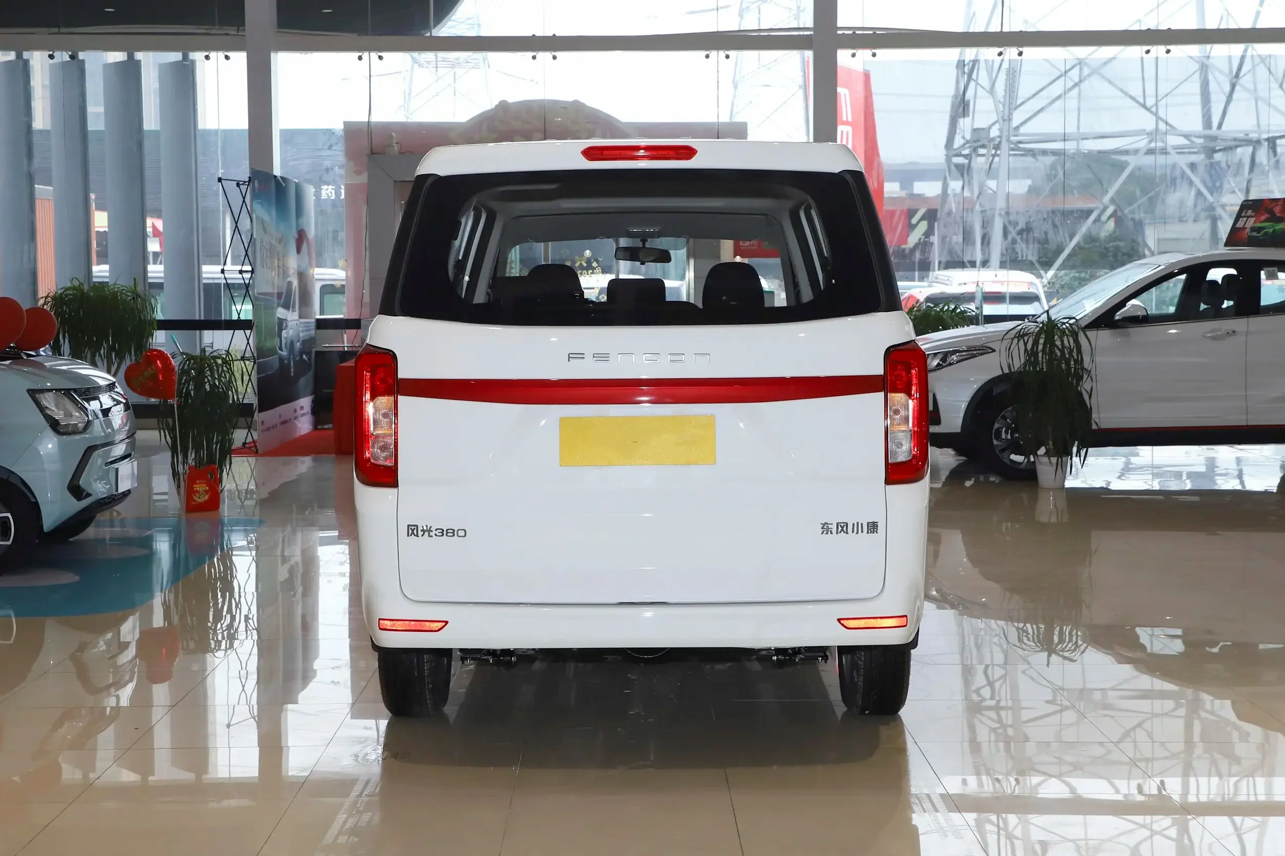 Latest 2022 Dongfeng Xiaokang Omnibus DFSK Fengguang 380 2seat Cargo Trucks 7/8seat Mini Van 1.5L 112hp L4 Gasoline MPV Cars