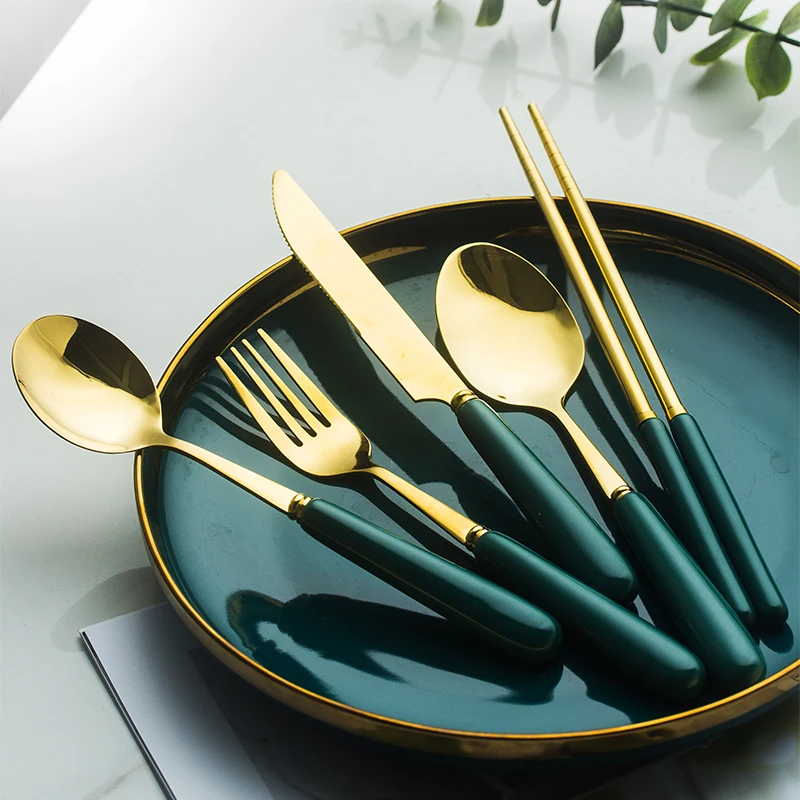 Factory wholesale Luxury style stainless steel dinnerware spoon and fork and Knife and chopsticks for daily use