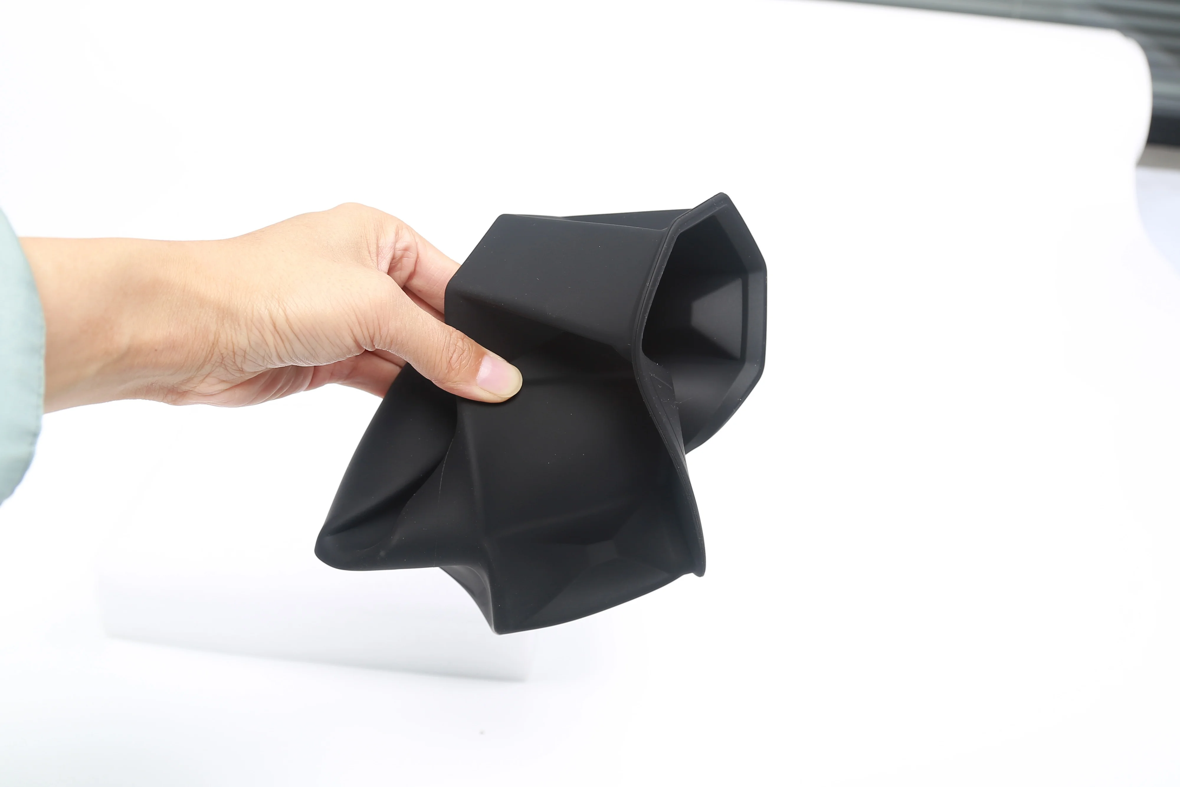 Cup Holder for Tesla Cybertruck Insert Silicone Center Console Drink Organizer Holder Cybertruck Interior Upgrade Accessories