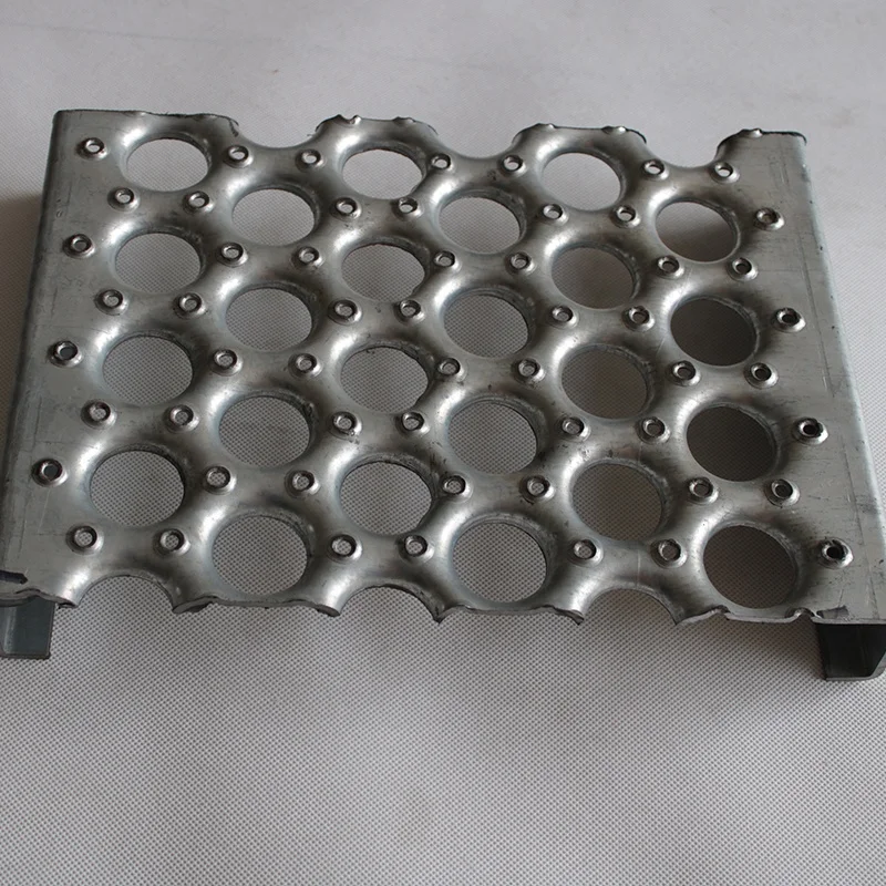 Galvanized Non-slip perforated plates/anti skid perforated floor (Huijin factory)