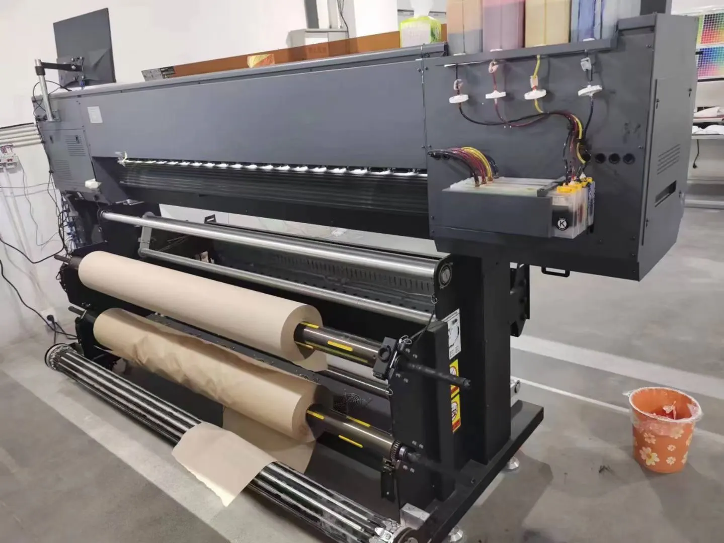 1.9m 2 4 I3200 head digital large fabric textile printing machine price dye sublimation heat transfer roll printer for t-shirts