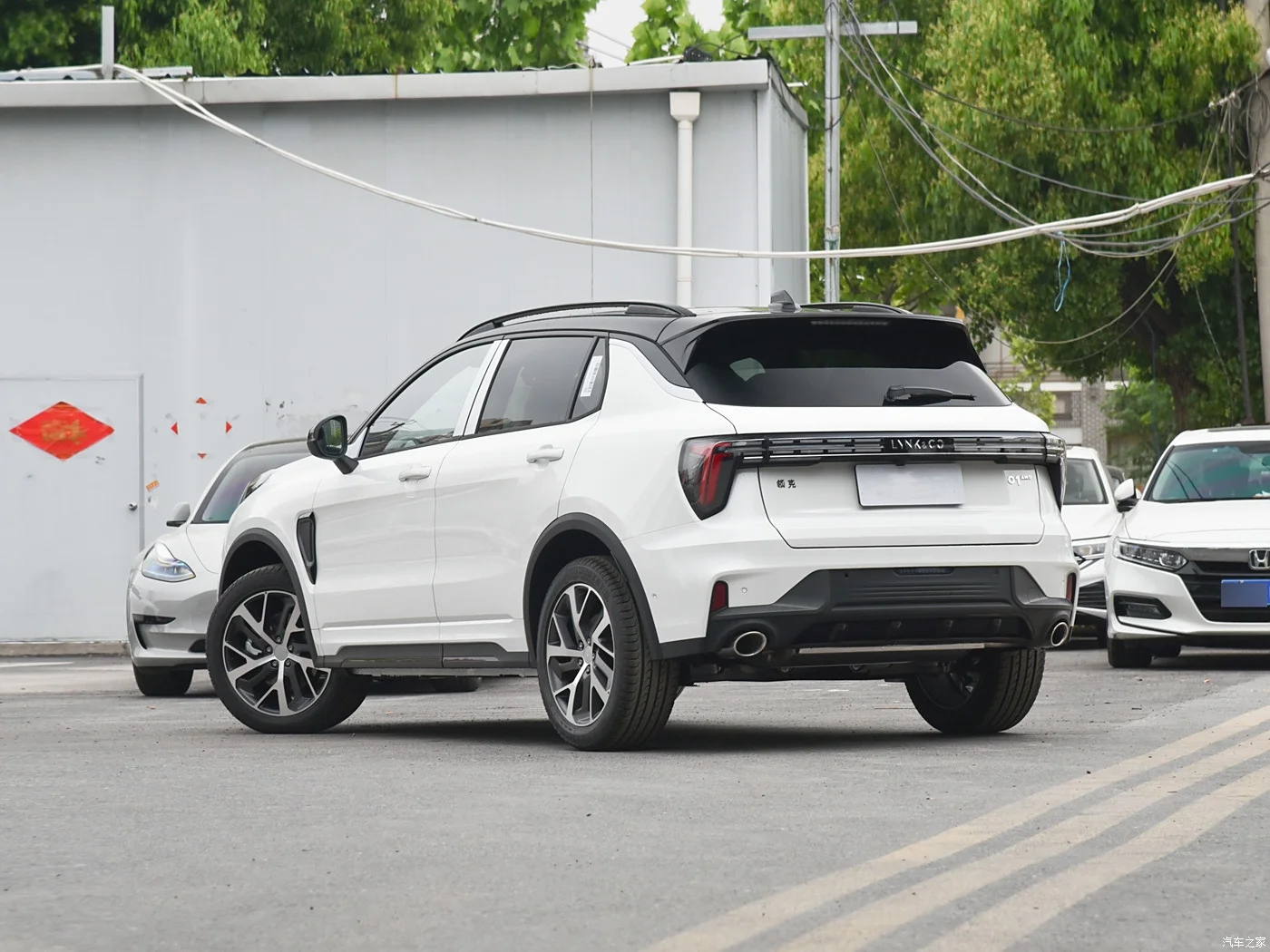 Geely Lynk & Co 01: стандарт выбросов Евро VI топливный двигатель полноприводный внедорожник