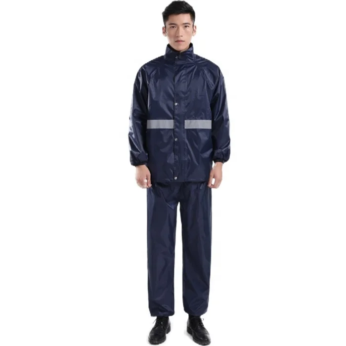 
High Quality Rain Suit for Adults Rip Stop Polyester Oxford Fabric with PVC Coating Hooded Water Resistant Raincoat 